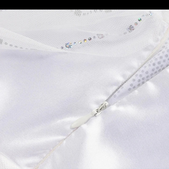 Elsa costume for girls/birthday/party/Halloween dress 3-9 years avaliable - Picture 2 of 6